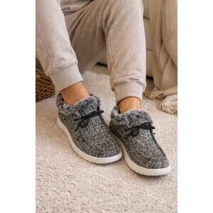 Mens Size 42 Faux Fur Lined Slip On Shoes Casual Cozy Winter Loafers